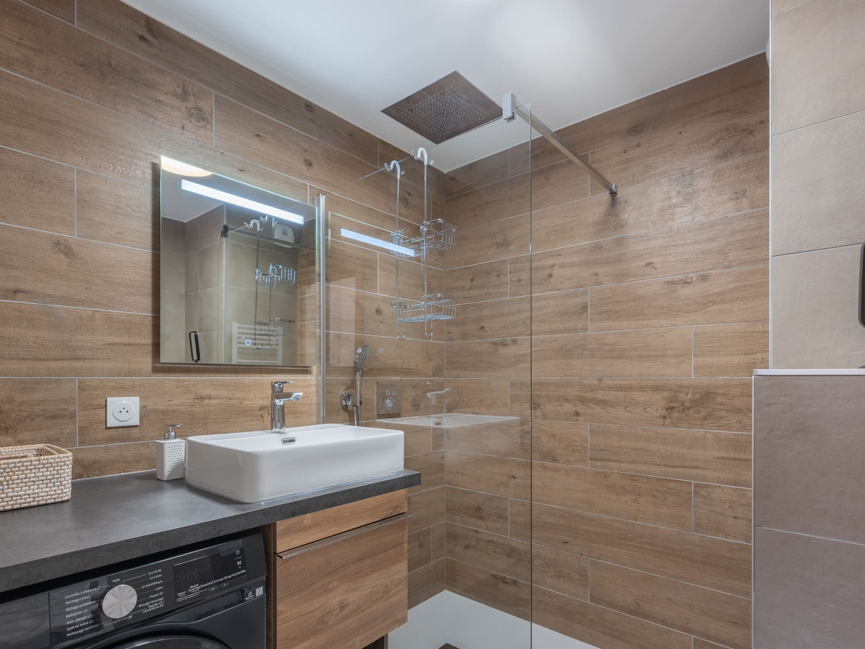 Residence l'Alchimie, Apartment 22B, Chatel, Shower room, Ski resort