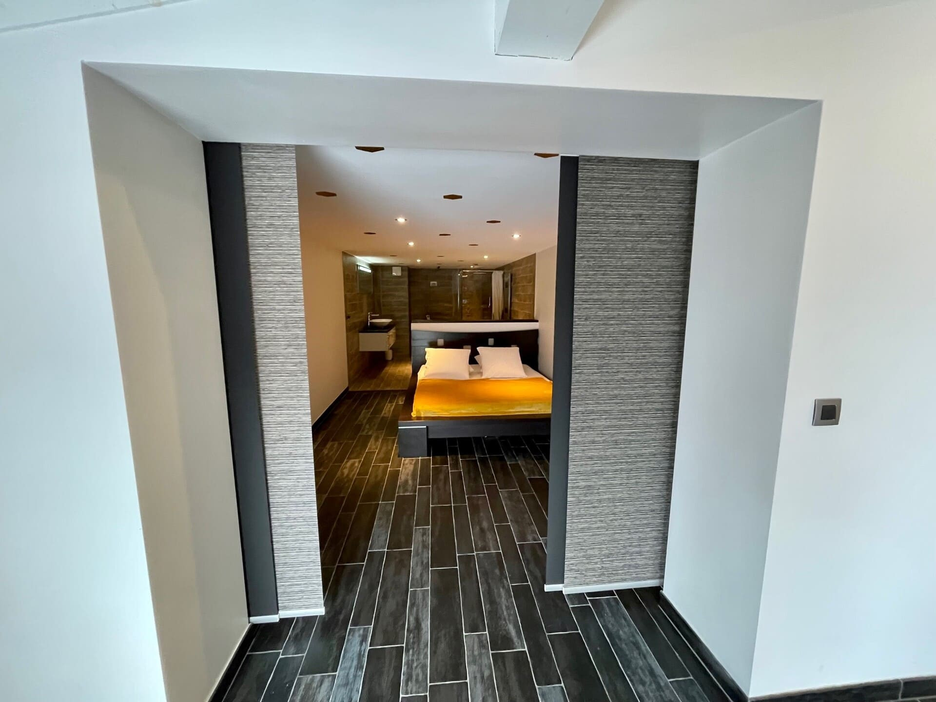 Residence Les Armoises, Apartment 5, Chatel, Bedroom, Getaway with friends