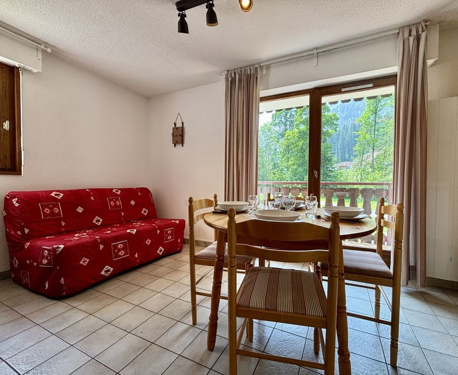 Residence Les Avenières, Apartment 8A, Chatel, Living room, Mountain flora and fauna