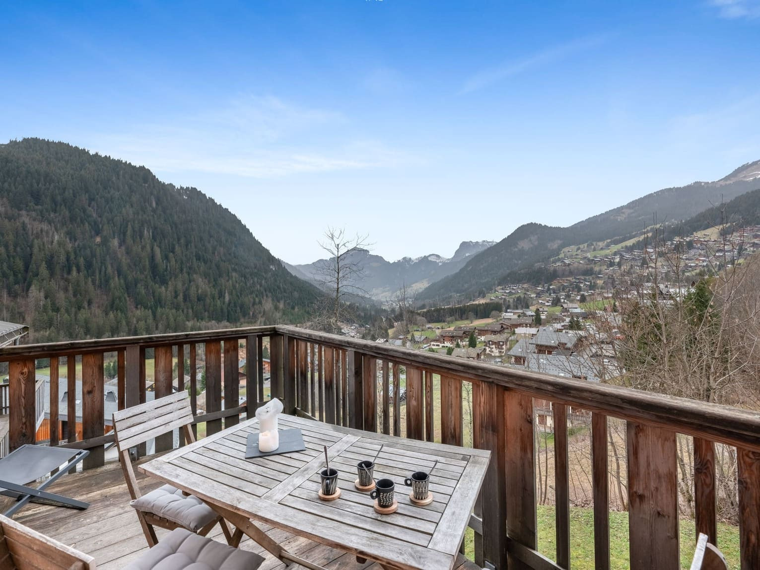Residence Les Loges Blanches, Apartment B404, Chatel, Balcony and view, Chatel reservation