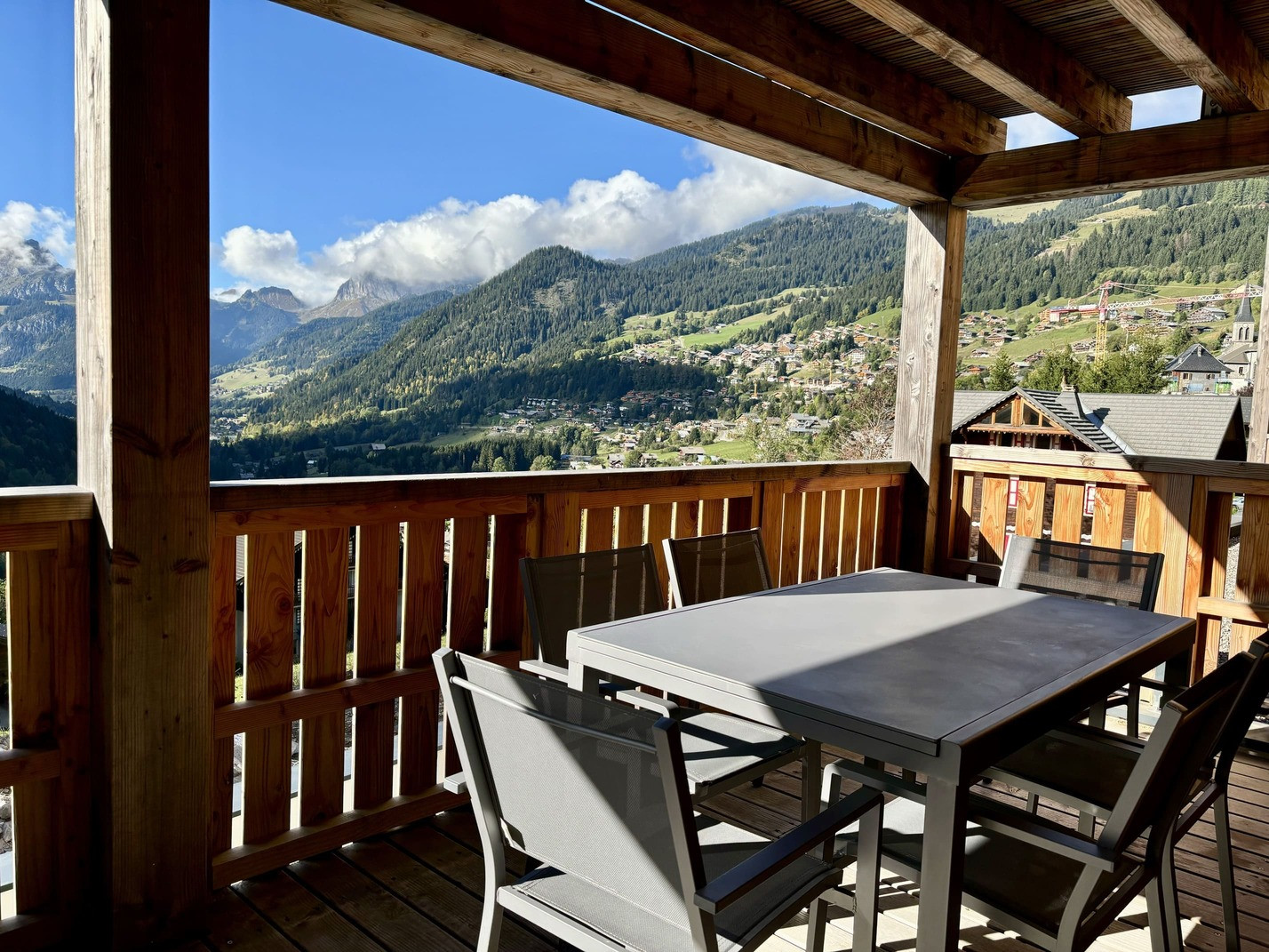 Résidence Les Soldanelles, appartement 07, terrasse, Châtel vacances soleil famille randonnée