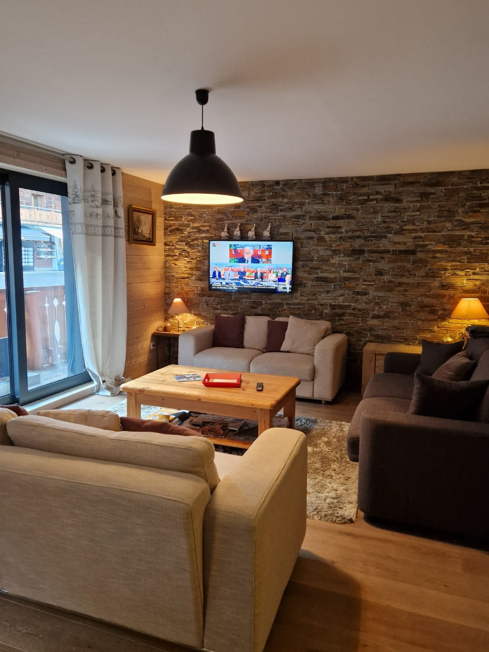Résidence Les Soldanelles, Appartement 12, salon, Châtel Les Portes du Soleil
