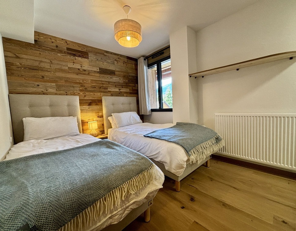 Les Soldanelles Residence, Building A, Apartment 02, bedroom with two single beds, Châtel Les Portes du Soleil, ski area
