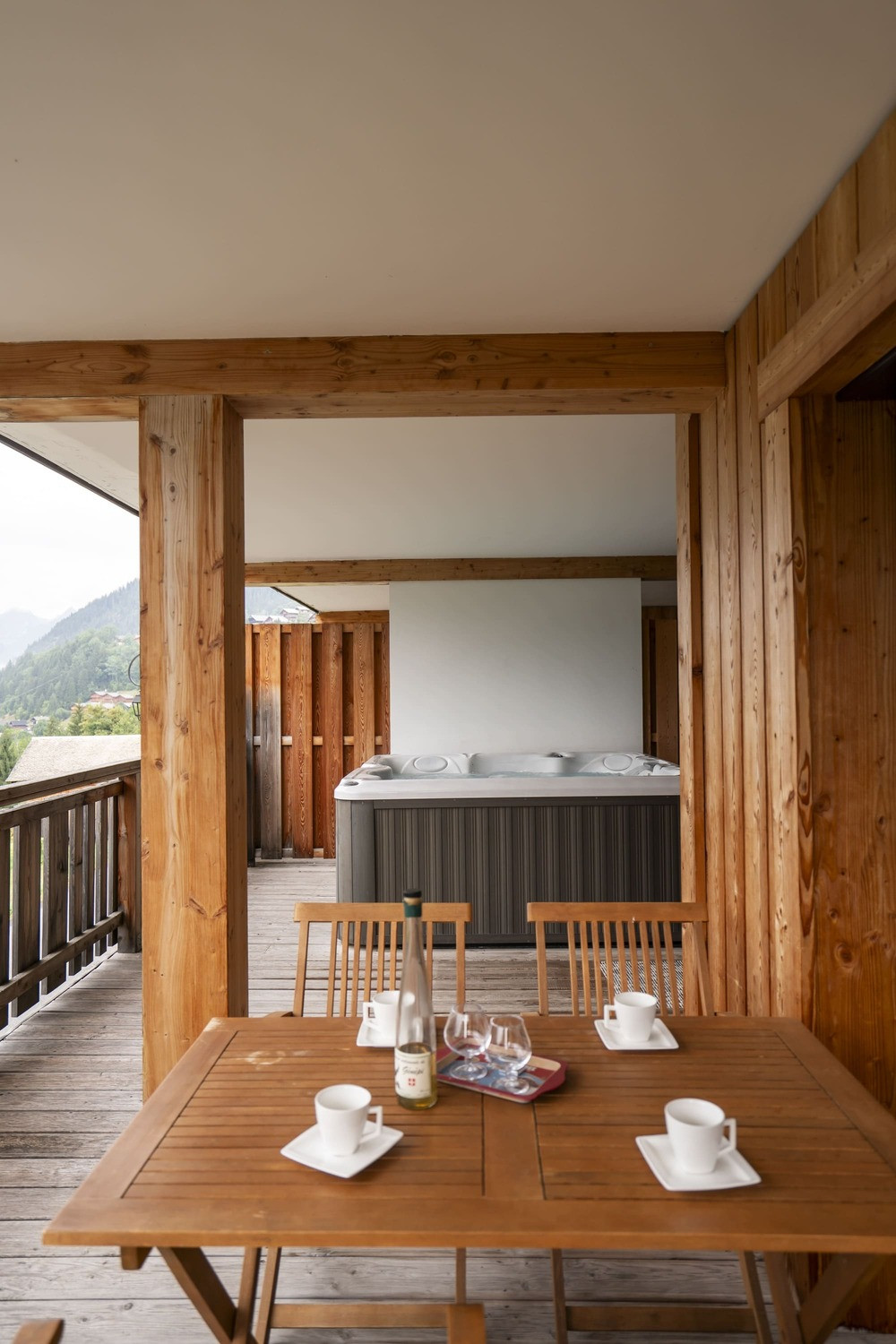 Residence O Rouge, apartment B1, jacuzzi on the terrace, Châtel Mountain Sun Holidays