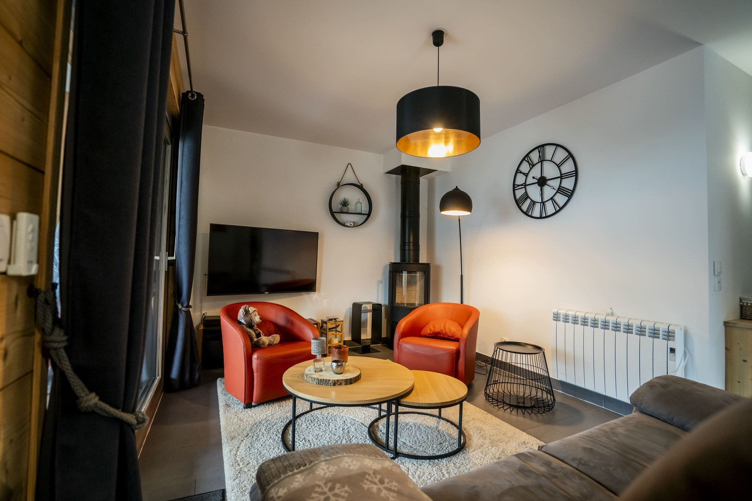 Residence O Rouge, apartment B1, living room, Châtel Vallée d'Abondance, skiing, snow, sun vacation