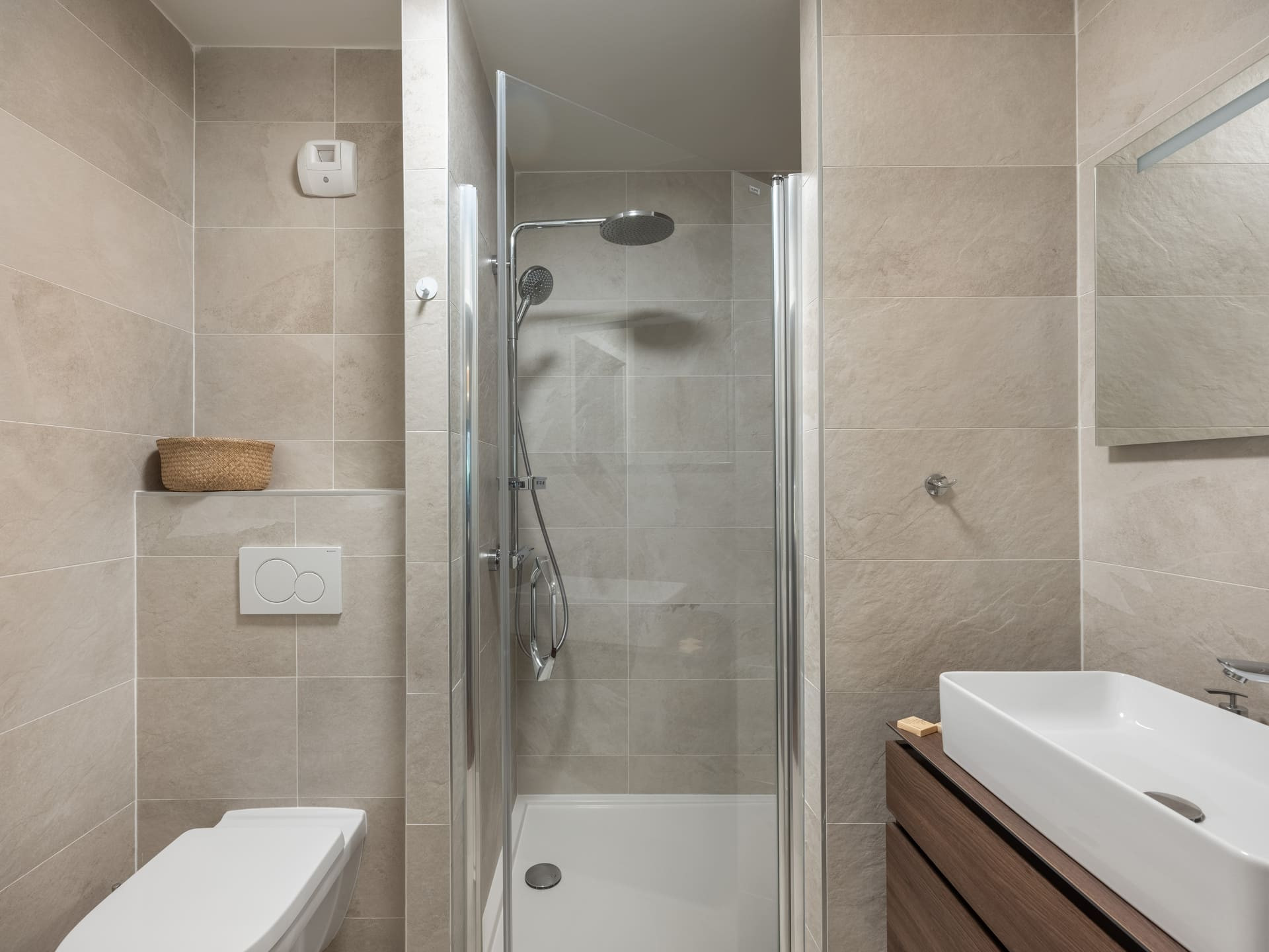 Résidence Quintessence Apt 102 A, Shower and toilets, Châtel Reservation