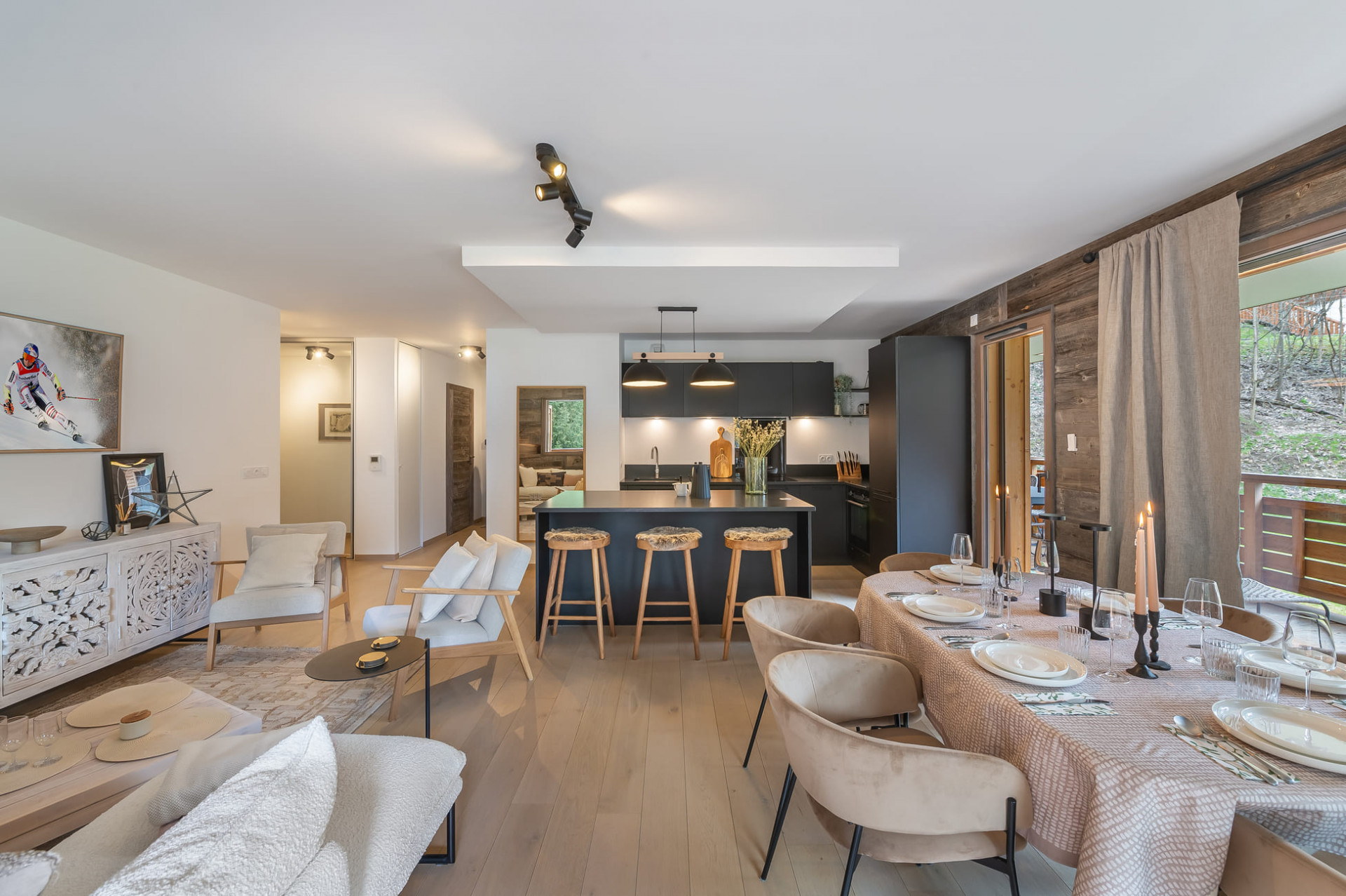 Quintessence residence, Apt 202B, Living room, Chatel Reservation