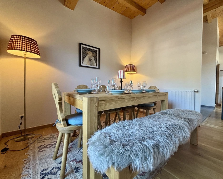 Résidence Soldanelles, appartement 15 A, salle à manger, Châtel Haute-Savoie 74 Résidence Soldanelles, appartement 15 A, salle à manger, Châtel Haute-Savoie 74