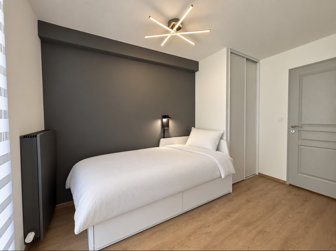 THE VIEW 13 Apartment, Sleeps 6, Châtel, Bedroom 1, Family Ski and Mountain Vacation