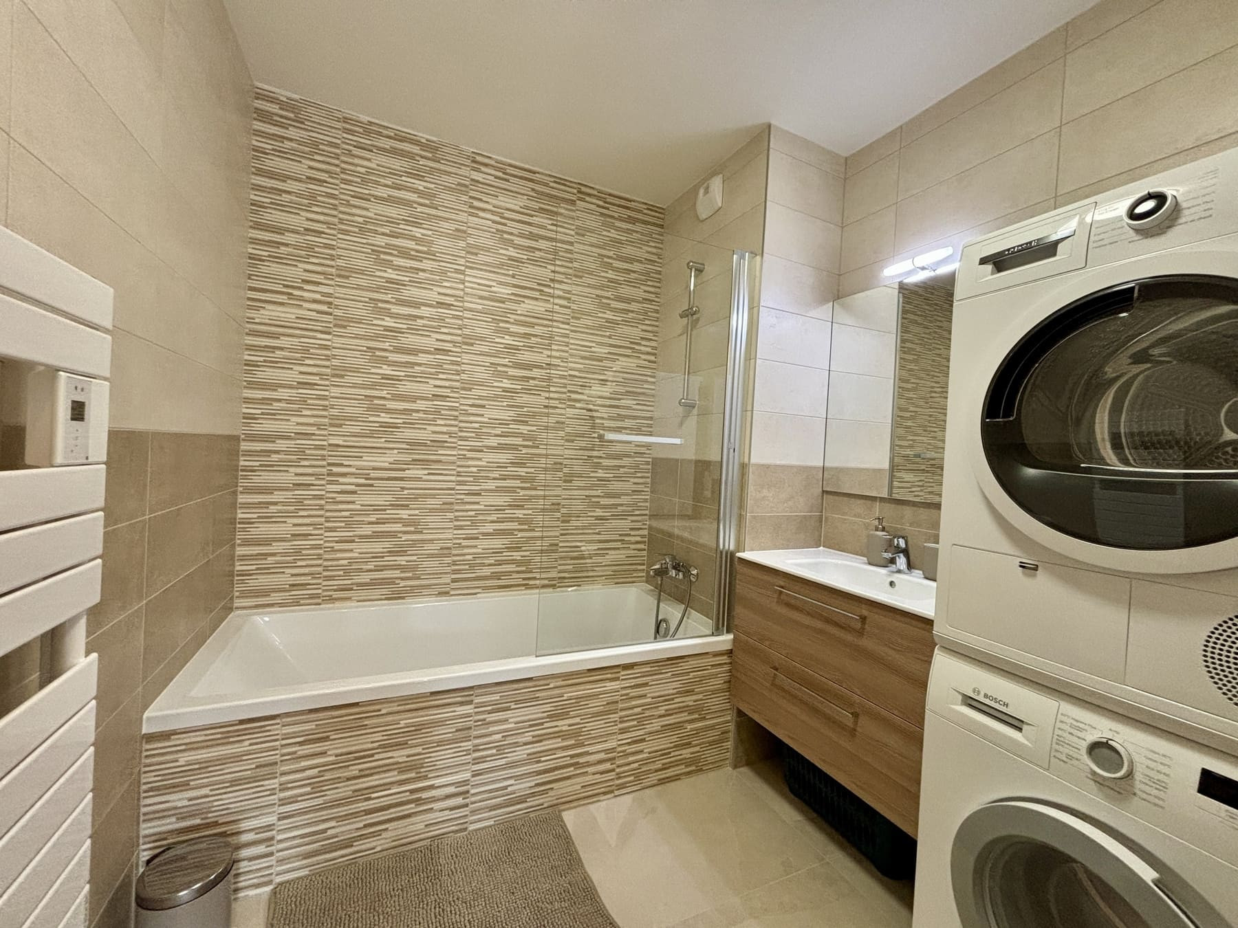 Résidence Thélème, Appartement 202, Bathroom, Châtel