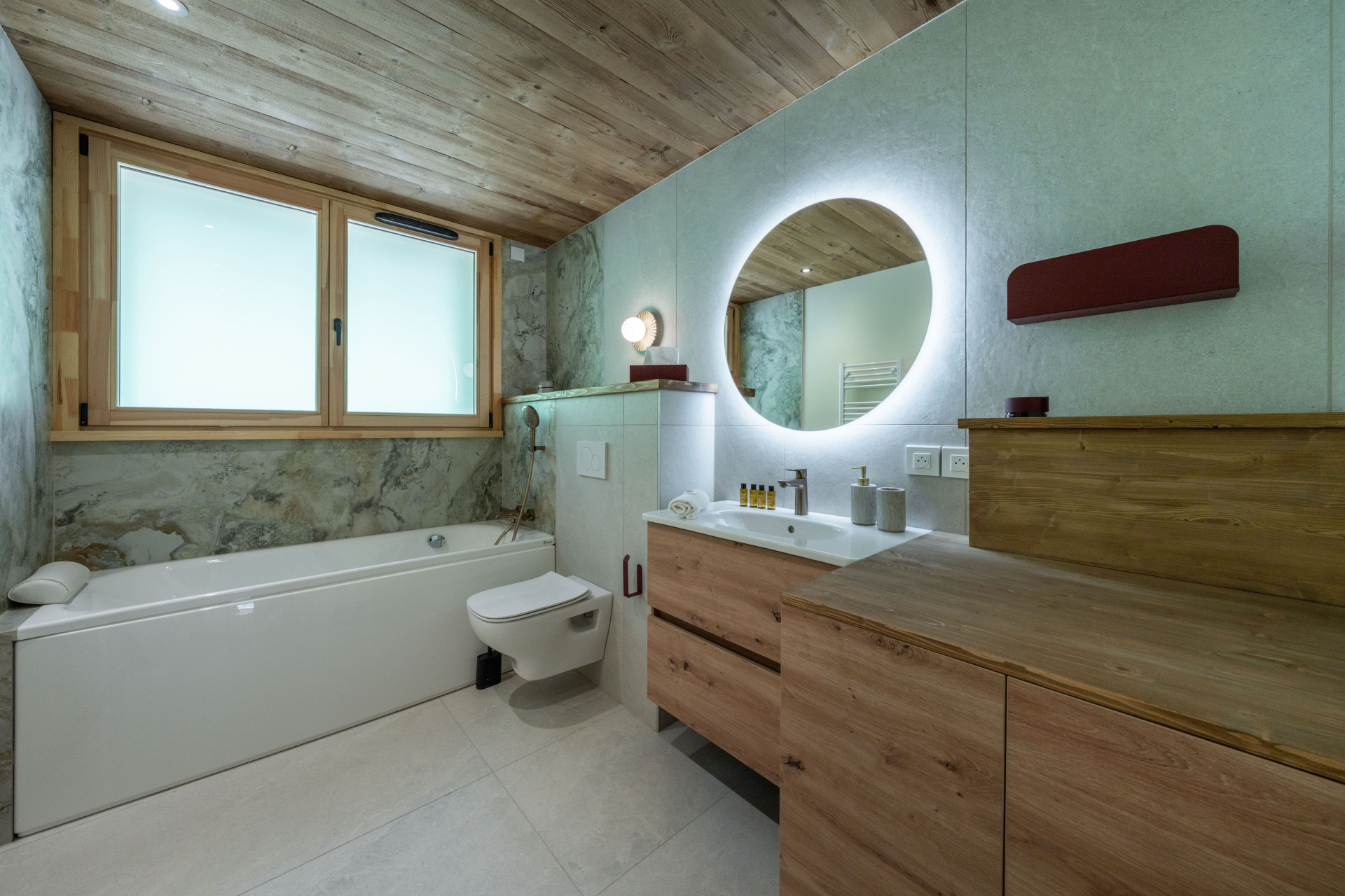 Etoile du Linga Châtel Residence, Apartment 22A, Shower Room, Ski Vacation (ALT)