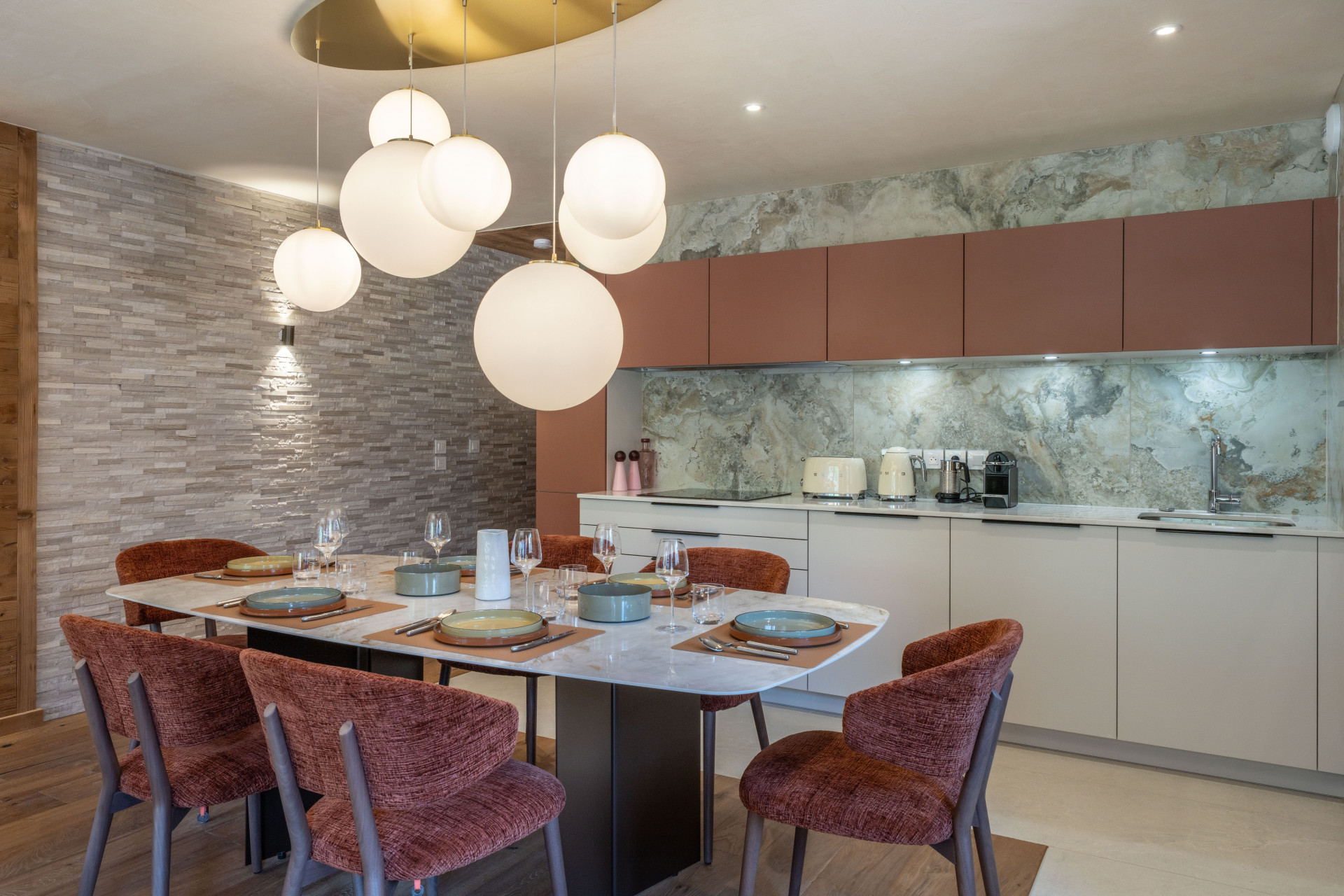 Etoile du Linga Châtel Residence, Apartment 22A, Dining Room and Kitchen, Raclette (ALT)