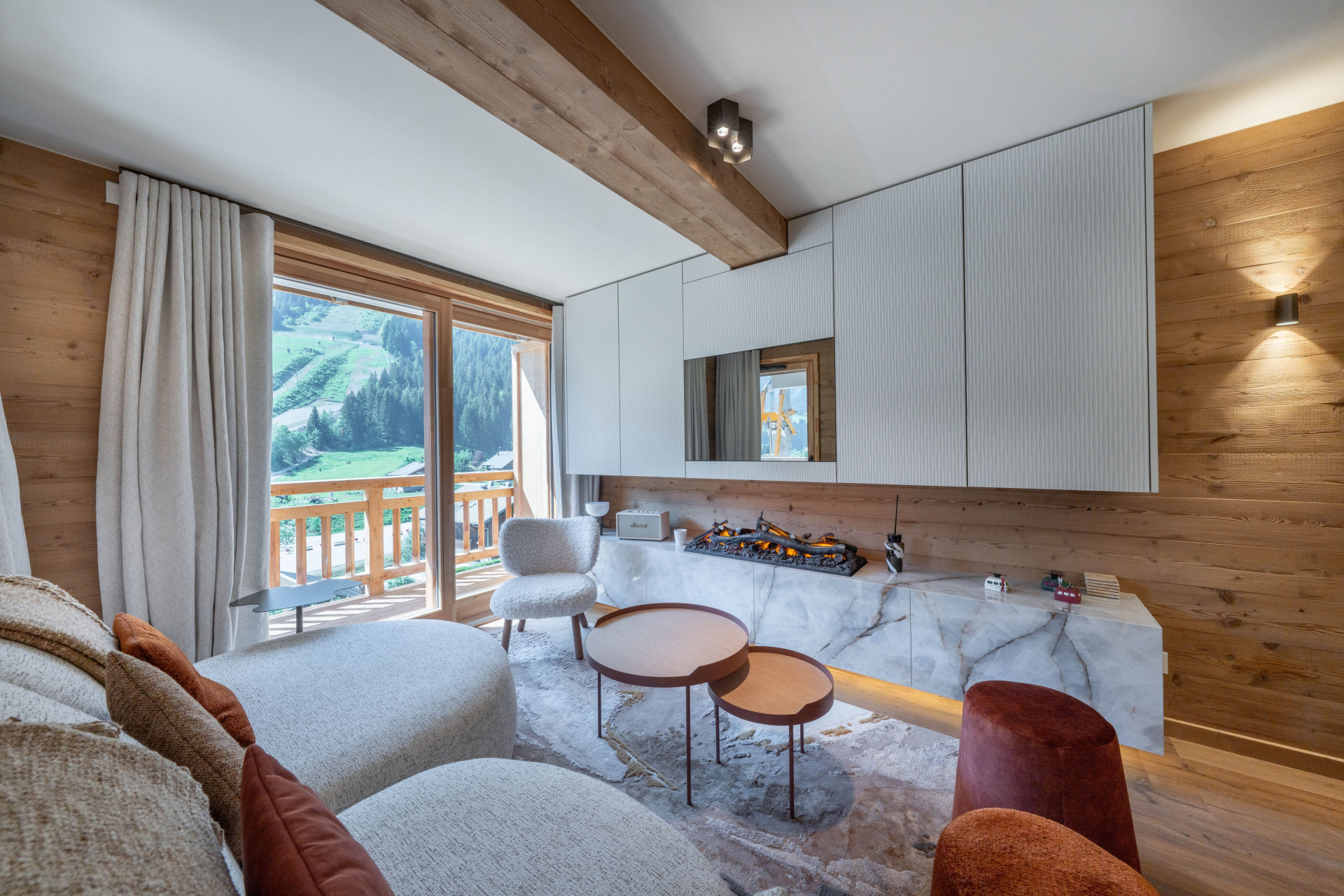 Etoile du Linga Châtel Residence, Apartment 22A, Living Room, Family Vacation (ALT)