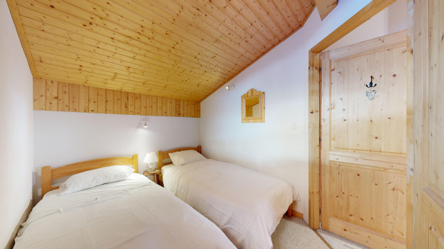 AlpVision-Chatel-Chalet-Alba-Roitet-12132024_102809
