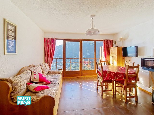 Salon Barbessine B18 - Petit Châtel