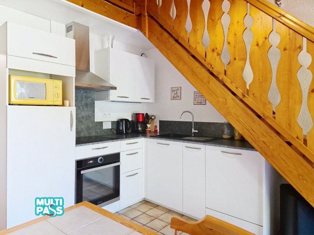 Cuisine Chalet de Loy 16 OY16- Châtel