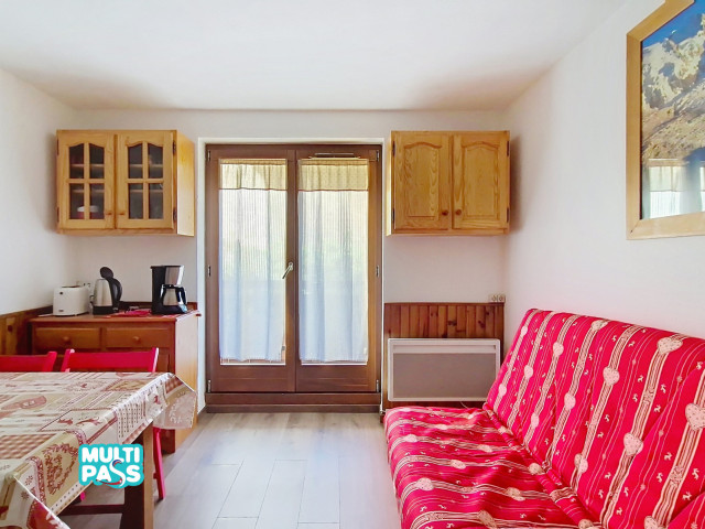 Salon Gentianes A17 Châtel