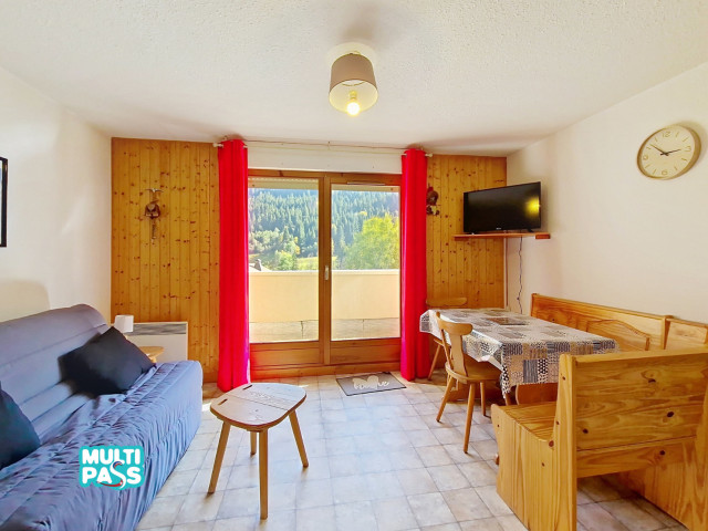 Salon Amarilly 2 AM2 - Linga Châtel