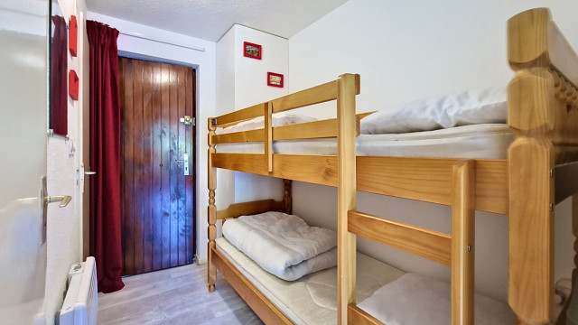pnb23_000091