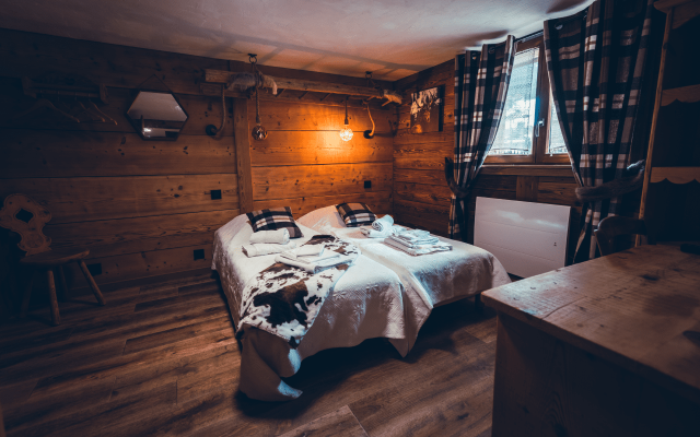Room 476487-1146544