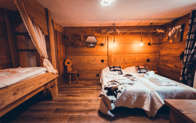 Room 476487-1146544