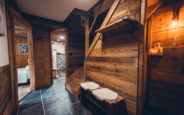 Room 476487-1146544