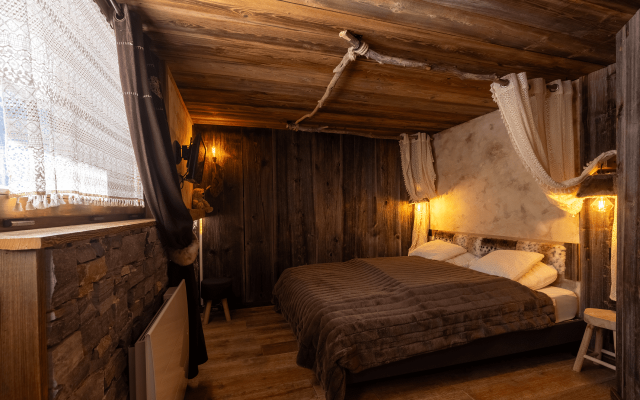 Room 476487-1146543