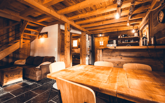 Room 476490-1146545
