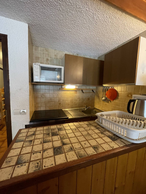 _lv_images__lot_0000000075_10_8207728