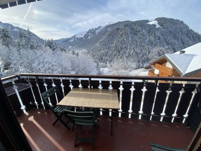 _lv_images__lot_0000000098_09_8420717