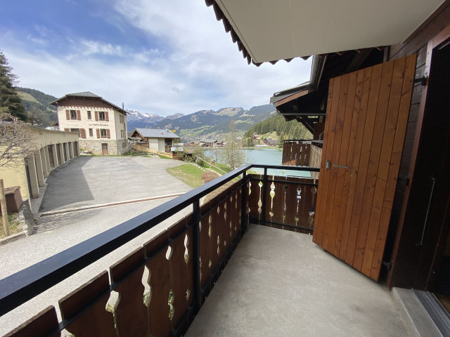 _lv_images__lot_0000000116_10_8226845