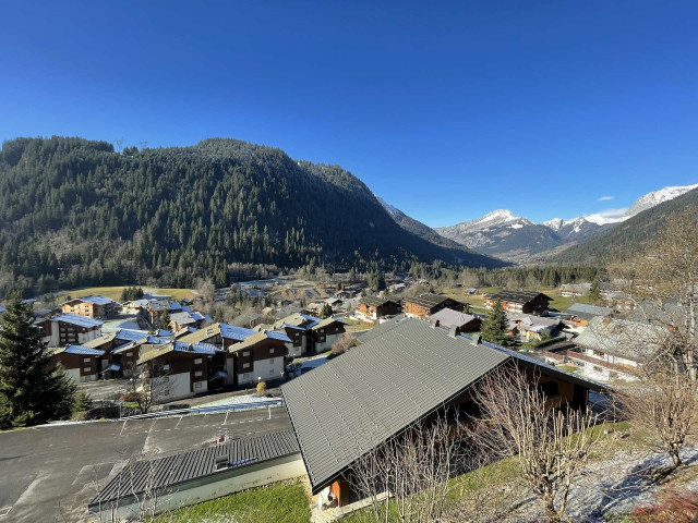 _lv_images__lot_0000000140_14_8226593