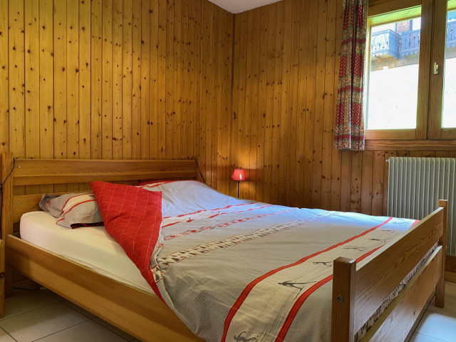 _lv_images__lot_0000000143_07_8503584