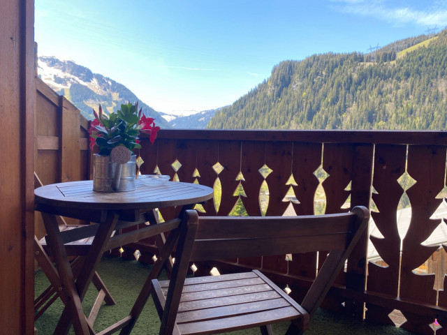 _lv_images__lot_0000000144_13_8209212