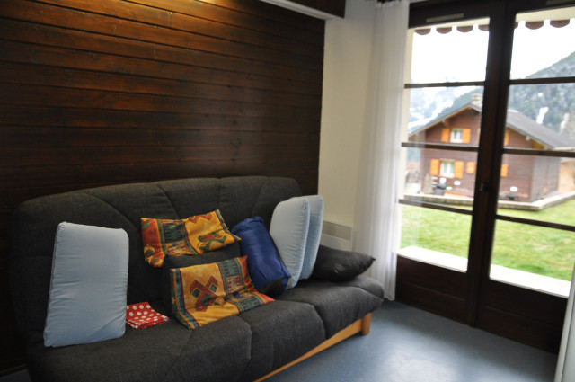 _lv_images__lot_0000000149_07_8458496