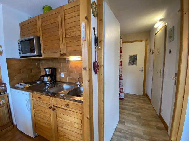 _lv_images__lot_0000000150_11_8540502