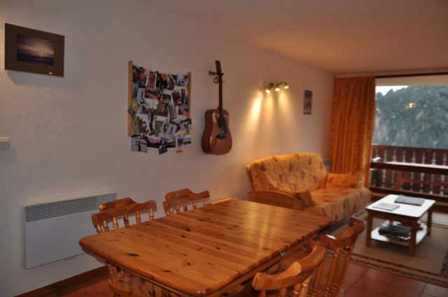 _lv_images__lot_0000000158_02_8226135