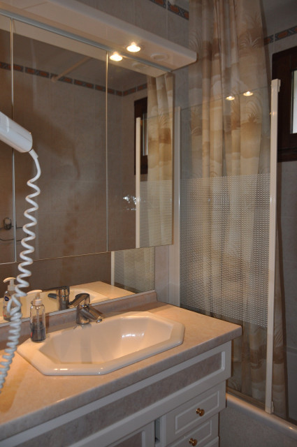 _lv_images__lot_0000000158_07_8524768