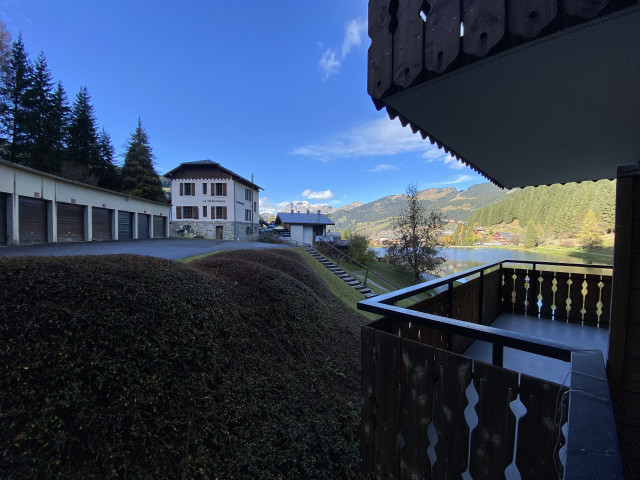 _lv_images__lot_0000000175_10_8376123