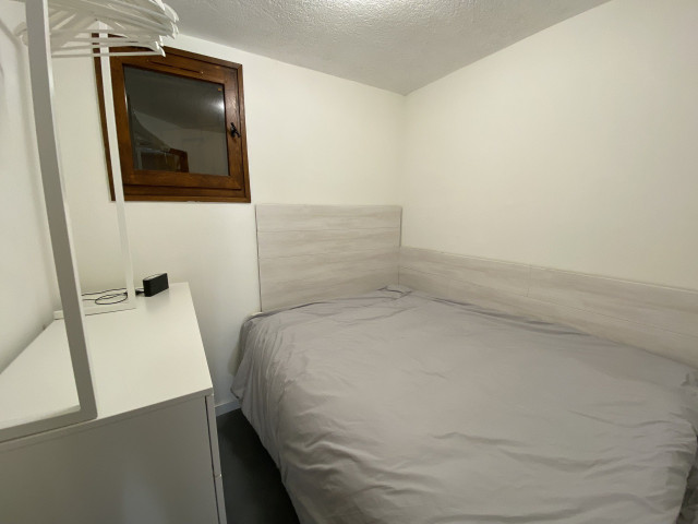 _lv_images__lot_0000000185_06_8282017