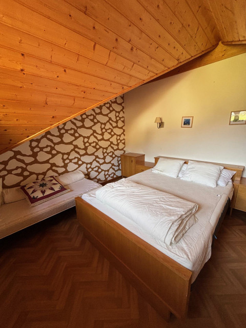 _lv_images__lot_0000000192_13_8522513