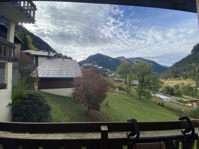 _lv_images__lot_0000000227_12_8527622