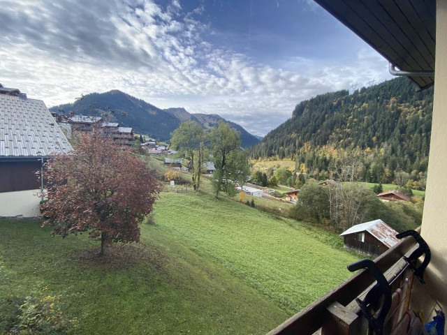 _lv_images__lot_0000000227_14_8527624