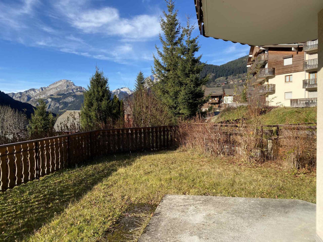 _lv_images__lot_0000000233_16_8504245