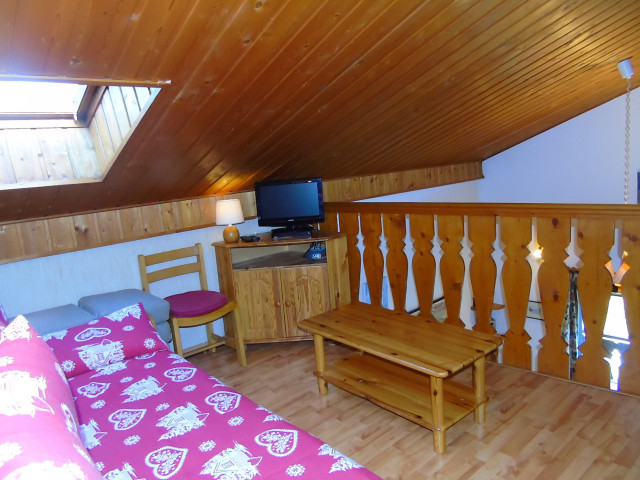 mezzanine 