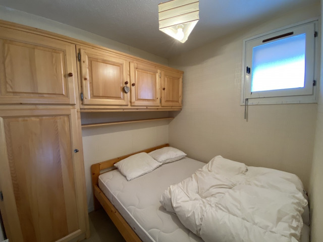 Appartement 12A dans résidence Les Biches, Châtel, chambre double