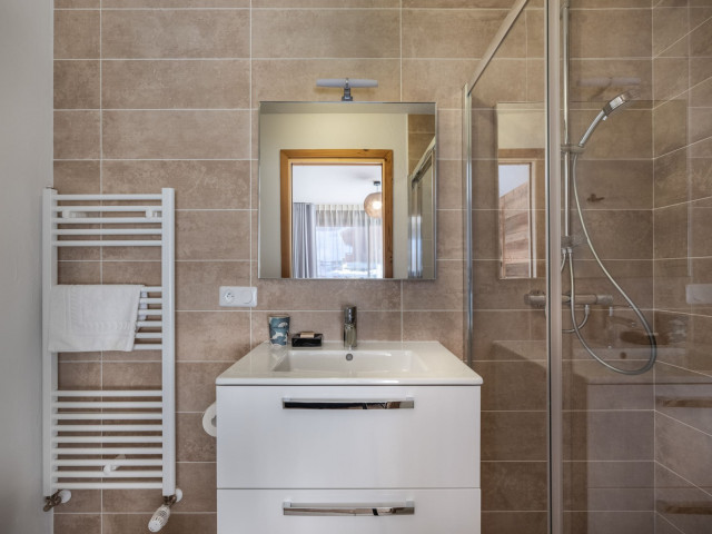 Appartement 12A, Résidence Les Soldanelles, Châtel, Salle de douche, Neige