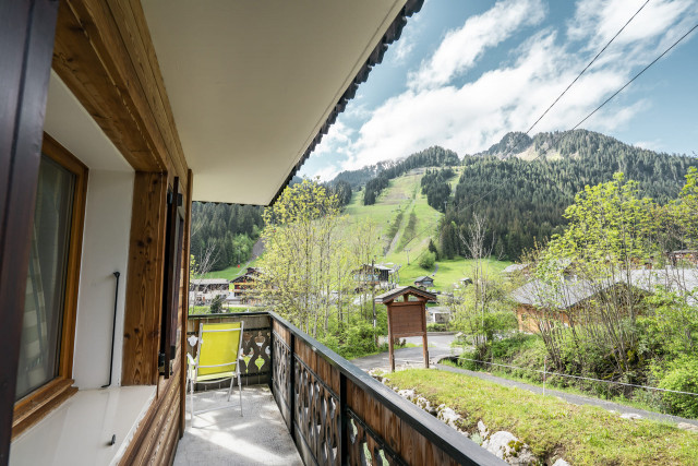 Appartement 2 dans Chalet l'Etrye, Balcon avec vue sur les pistes du Linga, Châtel Montagne 74