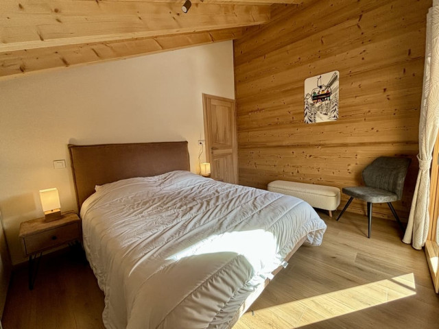 Appartement 301, Résidence Le Panorama, Châtel, Chambre double, Ambiance village de montagne