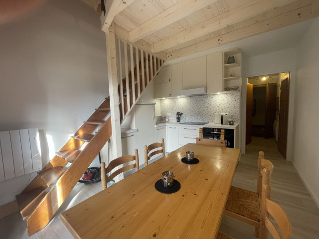 Apartment for 4 people, Chalet de l'Oy, Loy Châtel, Living room, Ski lessons (ALT)